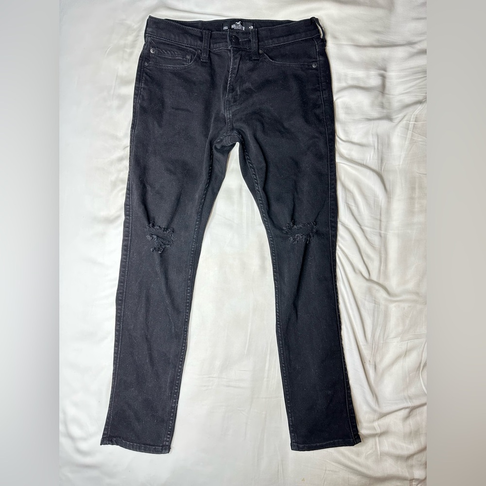 Men’s Black Hollister skinny jeans. 28W and 30L